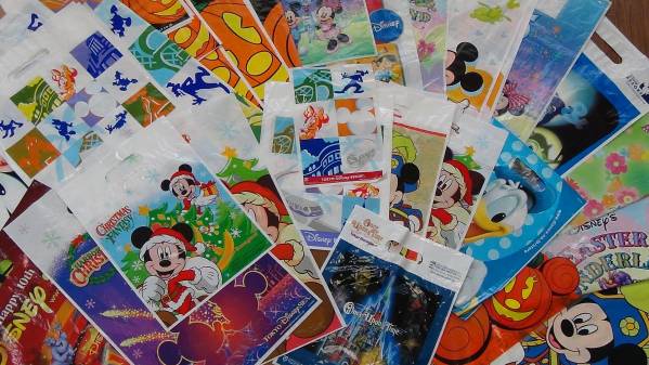 ディズニーリゾート ディズニーストア ショップ袋 ５０枚以上 その他 売買されたオークション情報 Yahooの商品情報をアーカイブ公開 オークファン Aucfan Com