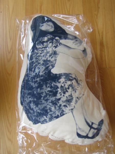 非売品☆YUKI うれしくって抱きまくら+ポストカード☆(YUKI)｜売買 