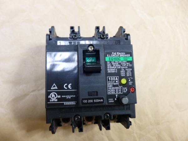 富士漏電遮断機 EG103C 3P100A 100/200/500mA切替中古品(漏電 