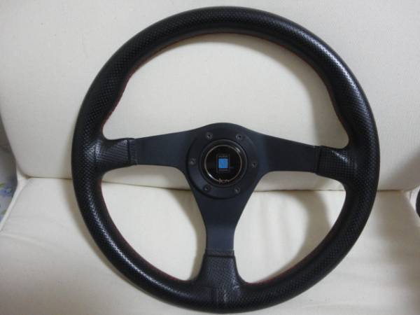 NARDI ナルディ　GARA3 SPORTS TYPEB 赤ステッチ NARDI GARA3 SPORTS TYPE B（ナルディ ガラ3 赤ステッチ