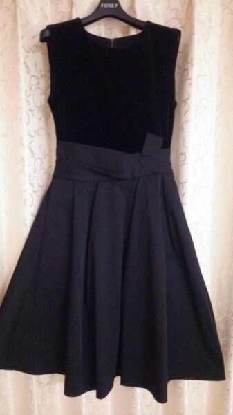 ☆フォクシー FOXY ワンピース 40 一度のみ着用 黒 超美品  