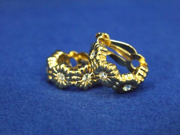 ■未使用■ダイヤ/ゴールド■イヤリング■定価8000円■お買得♪_2