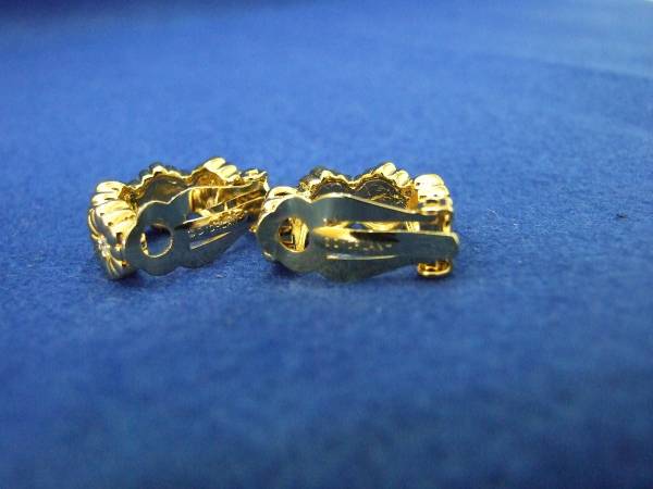 ■未使用■ダイヤ/ゴールド■イヤリング■定価8000円■お買得♪_3