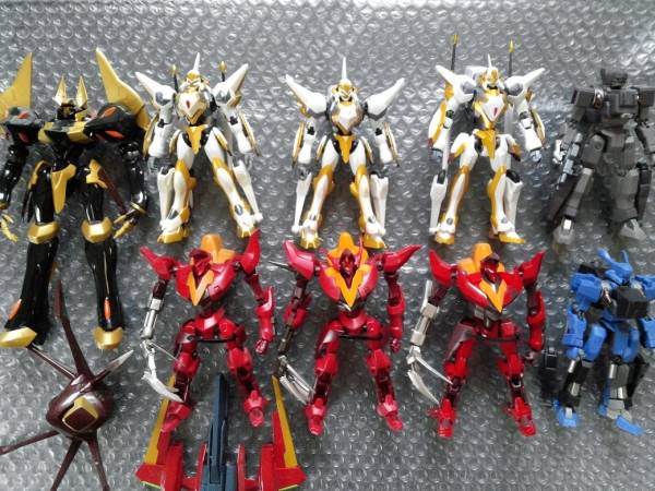 最終値下げ　ROBOT魂　KMF コードギアス　ランスロット　紅蓮　蜃気楼 ROBOT魂 SIDE KMF ランスロット 紅蓮 ガウェイン 蜃気楼 他色々(コード
