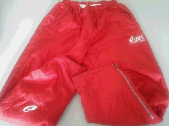 名門 埼玉浦和東高校サッカー部のウォーマー上下アシックス赤 Jリーグ 売買されたオークション情報 Yahooの商品情報をアーカイブ公開 オークファン Aucfan Com