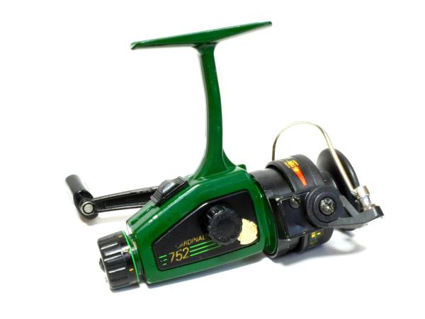 アブ カーディナル 752 Abu Garcia Cardinal 752 spining reel Green