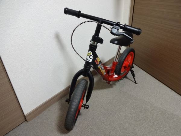 カーズ☆ストライダー＆自転車 美品☆カーズ ☆自転車☆マックイーン