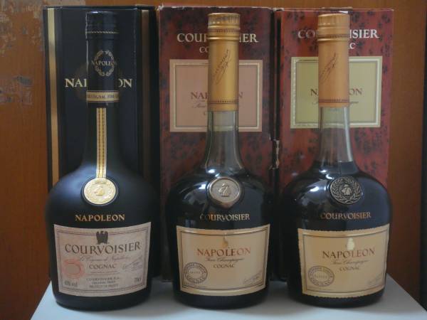 ナポレオン クルボアジェ COURVOISIER ブランデー 古酒 Cognac