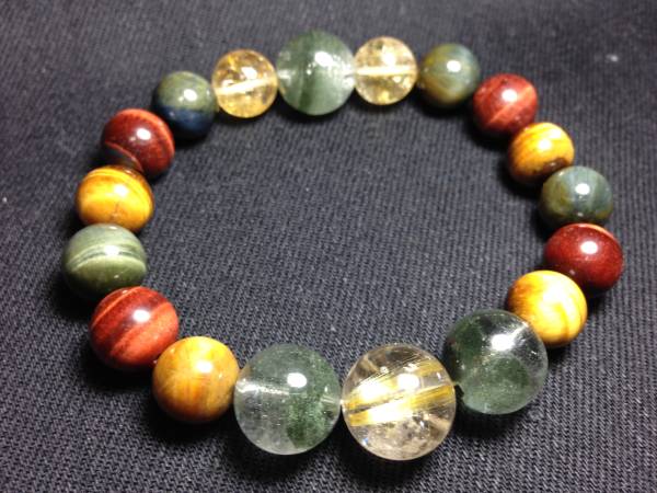 華僑の風水金運ブレス