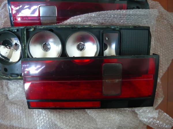 RX-7/FC3S後期 殻割りテールレンズ ウインカー部欠品ジャンク(テール