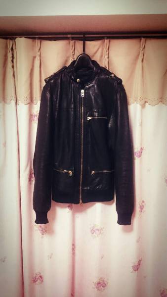 亀梨着 06a W Golden Goose リブレザーブルゾン Sサイズ 売買されたオークション情報 Yahooの商品情報をアーカイブ公開 オークファン Aucfan Com