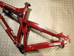 美品 intense インテンス TRACER 2 トレーサー2 26インチ(マウンテン