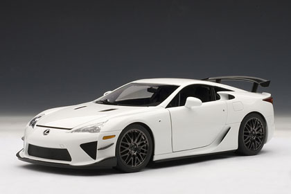即決可希少Aa1/18レクサスLFA ニュルブルクリング(ホワイト） 