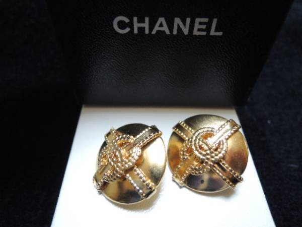 ②シャネル　イヤリング　ＣＨＡＮＥＬ　箱入り