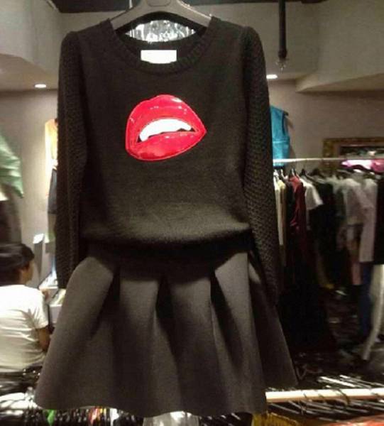 在庫処分2点セット【新品＆送料無料】セーター＆スカート ニット