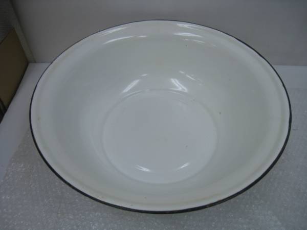 レトロ 特大 ホーロー 洗面器 琺瑯 金魚 桶 水鉢 たらい 50cm その他 売買されたオークション情報 Yahooの商品情報をアーカイブ公開 オークファン Aucfan Com