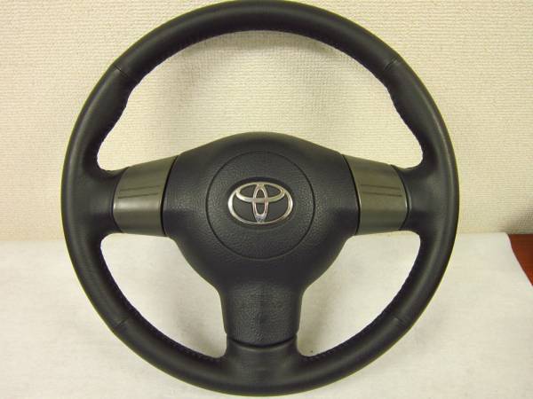 ★★トヨタZNE10Gウイッシュ【純正レザーステアリング】