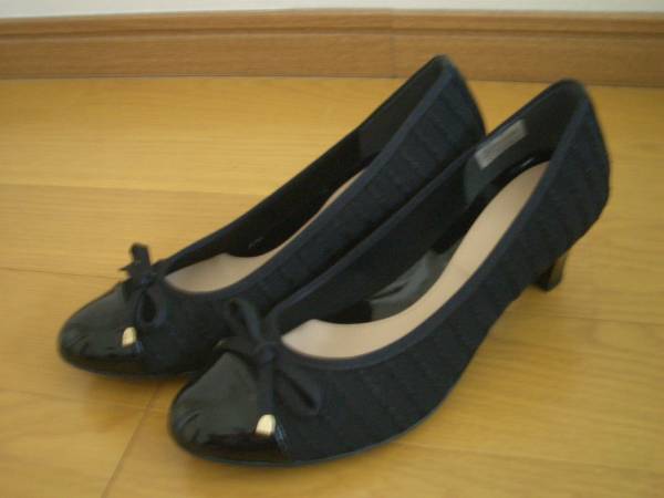 ブラック　パンプス velikoko　丸井　26cm １回のみ使用