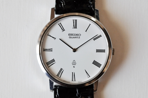 セイコー/SEIKO◇ビンテージ シャリオ 白 クォーツ 4130-9001(セイコー 