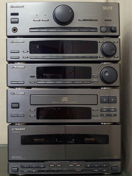 Pioneer SELFIE P710 ミニコンポ（ジャンク） PIONEER/パイオニア コンポ SELFIE A-P710他 5段 ジャンク品(システム