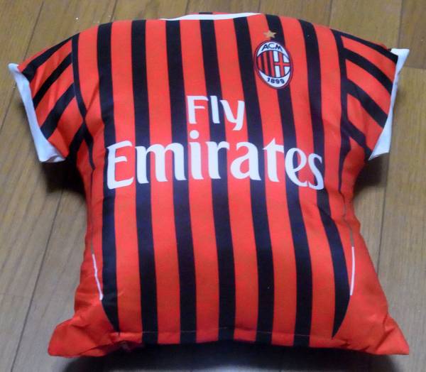 ACミラン　ユニフォーム型　クッション　パト_2