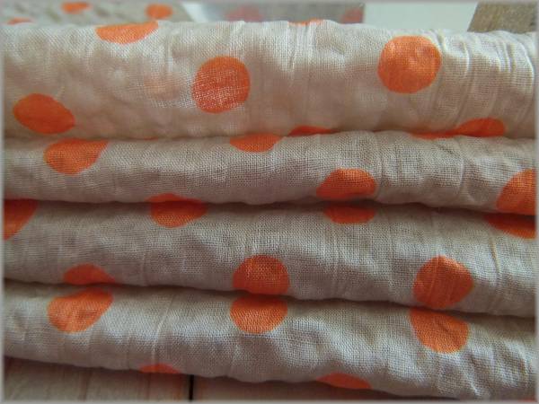mets★6.5m*ベージュ&オレンジ水玉*80ローンリップル*コットン3J