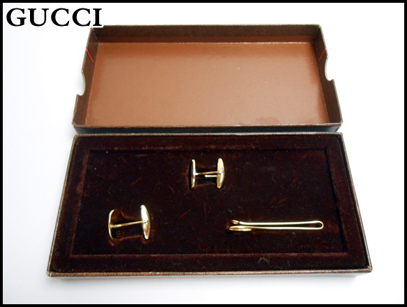 GUCCI　グッチ　タイピン＆カフスセット　グッチ 箱付 USED品