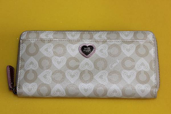 ◆ＣＯＡＣＨ　ハート　長財布　未使用保管品◆