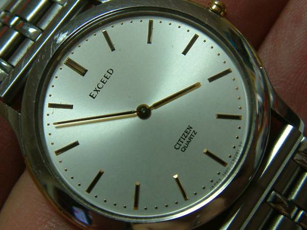 Citizen　EXCEED　クオーツ電池切れです。