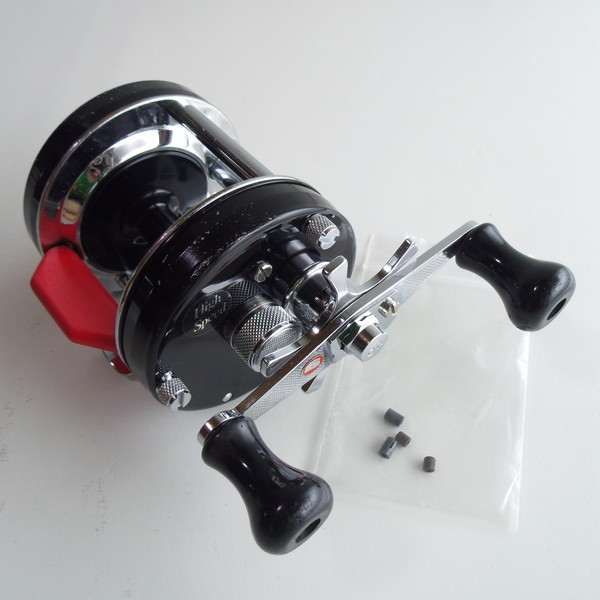 abu アンバサダー 5600C 78年ステッカー 茶銀 黒ハイ 赤ベロ割有(アブ