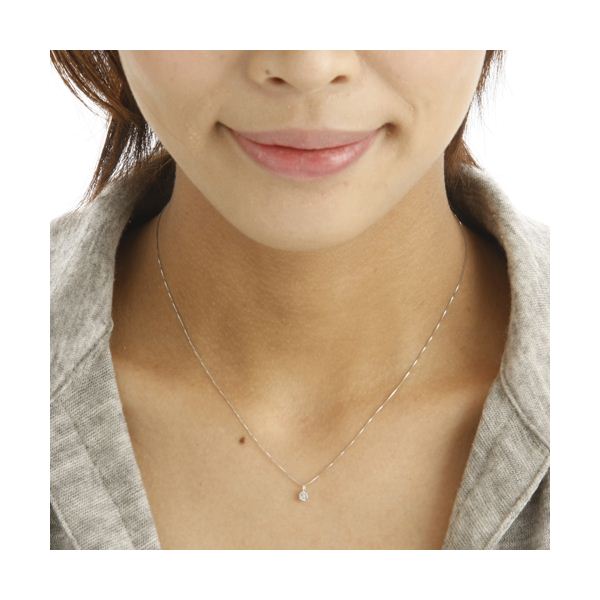 プラチナ0.1ctダイヤモンドペンダント