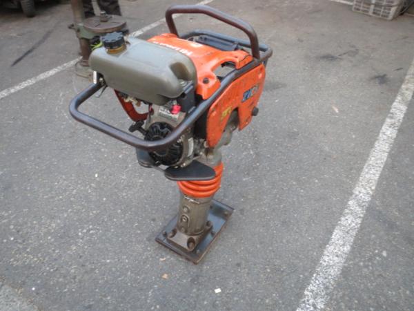 日立 ランマー 転圧 ZV65R (検 プレート) 鉄板 中古 日立 HITACHI