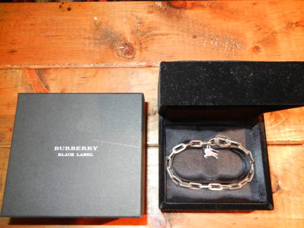 ★Burberry black labelバーバリーブラックレーベルブレスレット