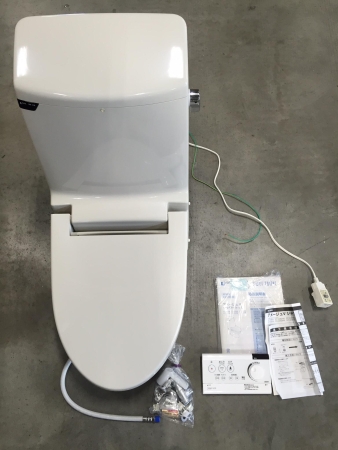 INAX シャワートイレ一体型 DT-V251U 未使用長期保管品①(温水便座 
