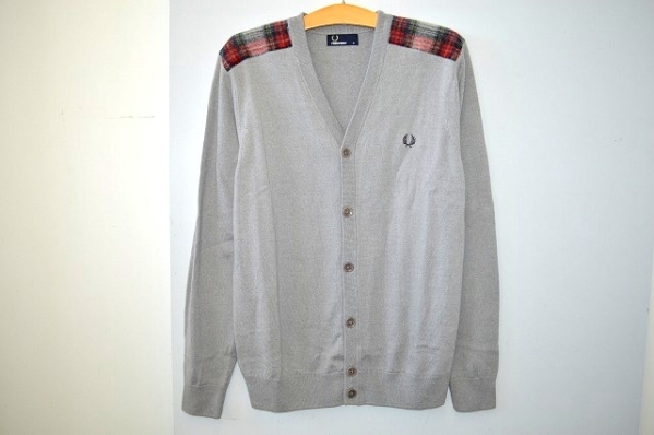 格安◇ＦＲＥＤＰＥＲＲＹ　チェック切替しカーディガン　Ｍ