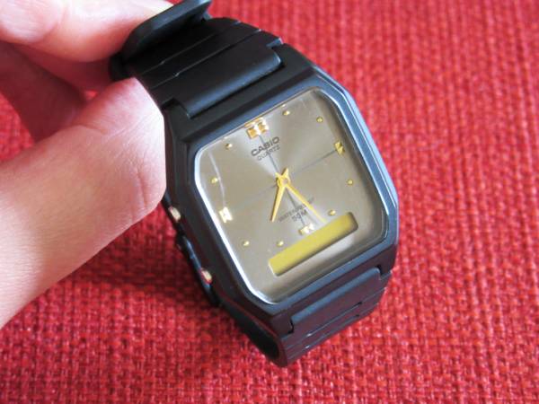 Casio カシオ 腕時計 デジタル アナログ 黒金 Aw 48h 電池切れ その他 売買されたオークション情報 Yahooの商品情報をアーカイブ公開 オークファン Aucfan Com