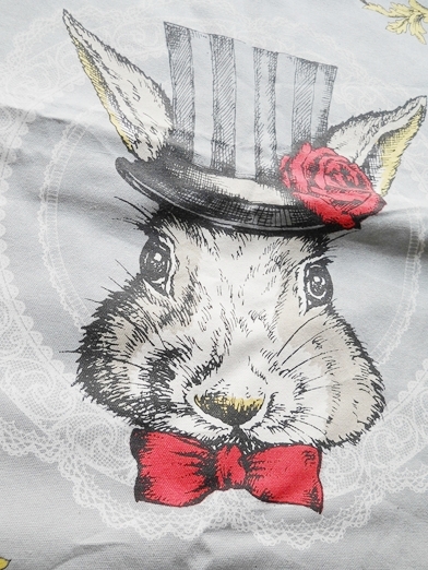 ★うさぎプリント地★　クッションやカバーに_1