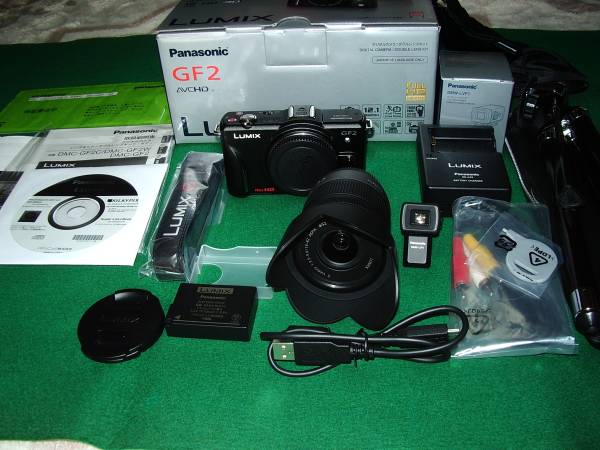 LUMIXGF2 FULLHD1920X1080超美品ワンオーナーおまけ付USED品