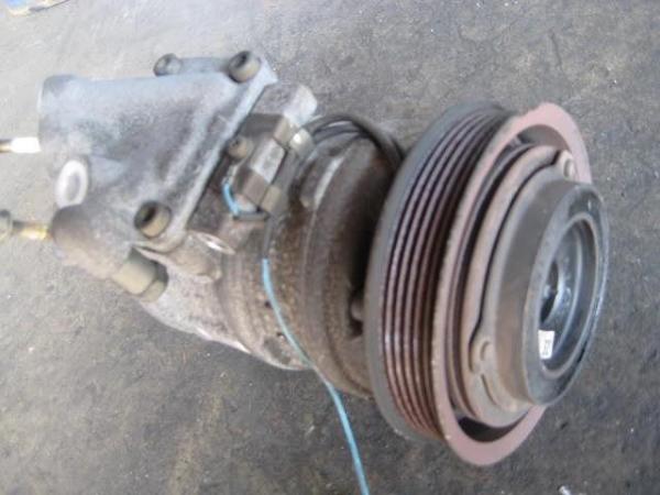 【E844J】オデッセイ RA2 コンプレッサー 中古