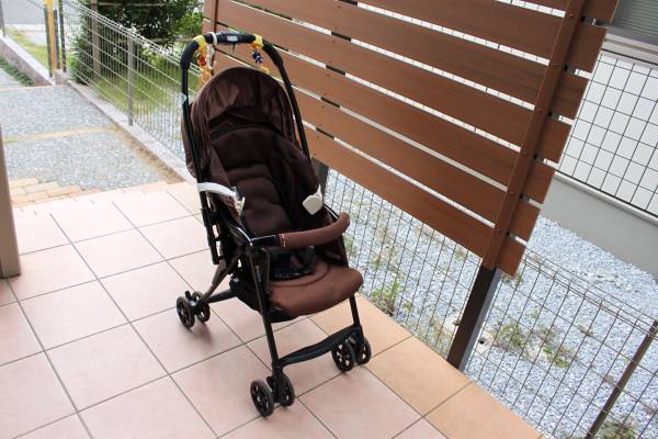 コンビ メチャカルファースト EA-360 UVガード ナッツ