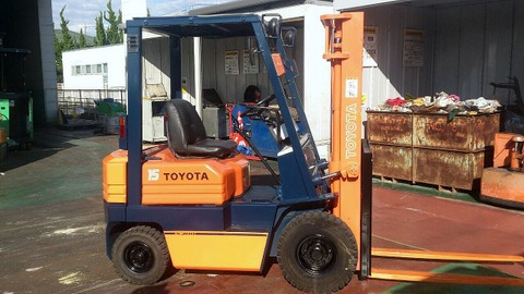 トヨタフォークリフト　5FGL15　低稼動時間