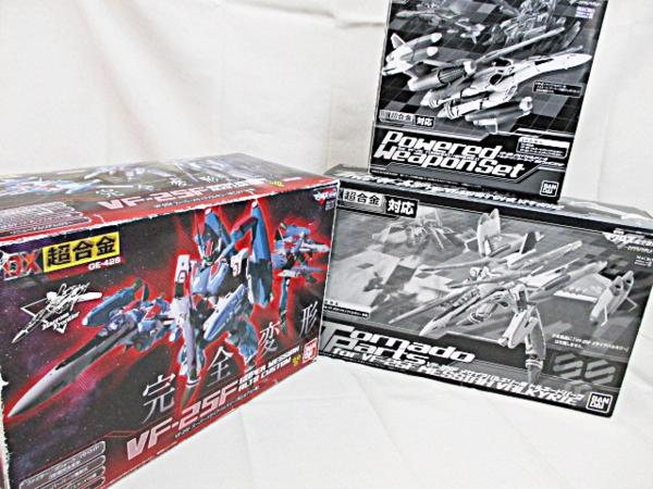 032-067▲DX超合金 マクロスF VF25F（アルト機）+オマケ/USED