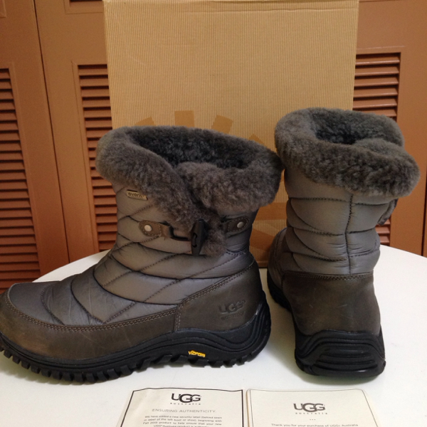 UGG アグ vibram ビブラム スノーブーツ ウォータープルーフ