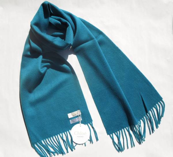 新品・chloeカシミヤ100%マフラー・寒さ対策・青いカラー☆f-513
