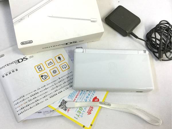 任天堂 ニンテンドー DS lite ライト 本体 ホワイト 送料無料