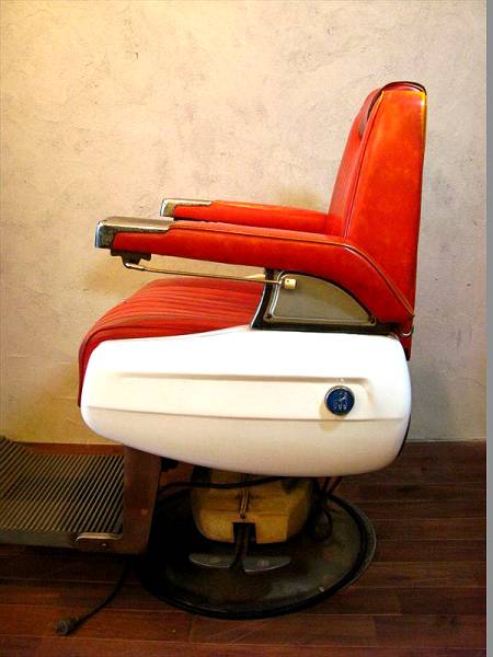 ヴィンテージバーバーチェア タカラベルモント 659 理容椅子(理美容店