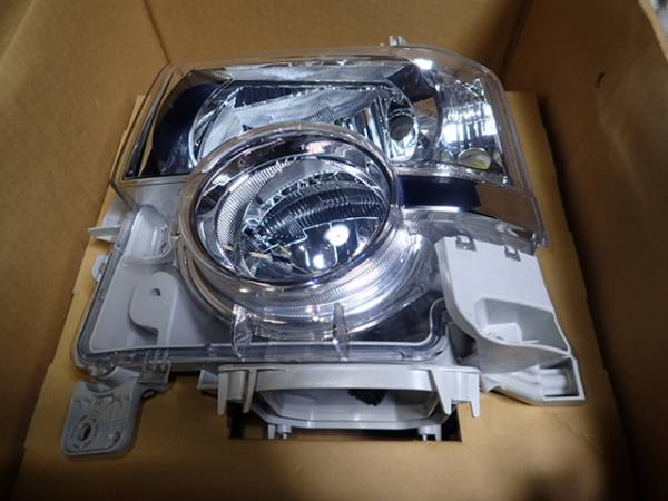 ムーヴコンテカスタム L575S 左 ヘッドライト ランプ