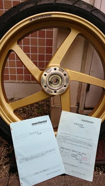 ドゥカティ　900SS 　マルケジーニ　Ｍ５　マグホイール　ＳＥＴ