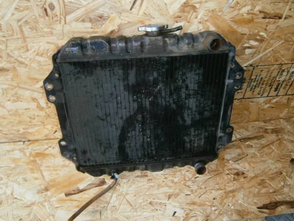ジムニー　JA11　ラジエター　H7年
