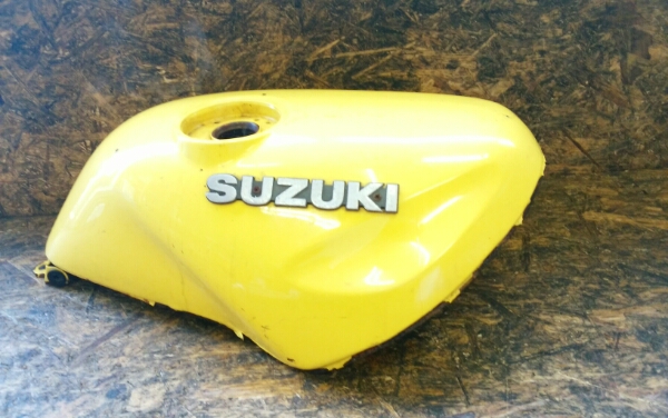 即配可 バンディット400 純正ガソリンタンク GK75A C-1　